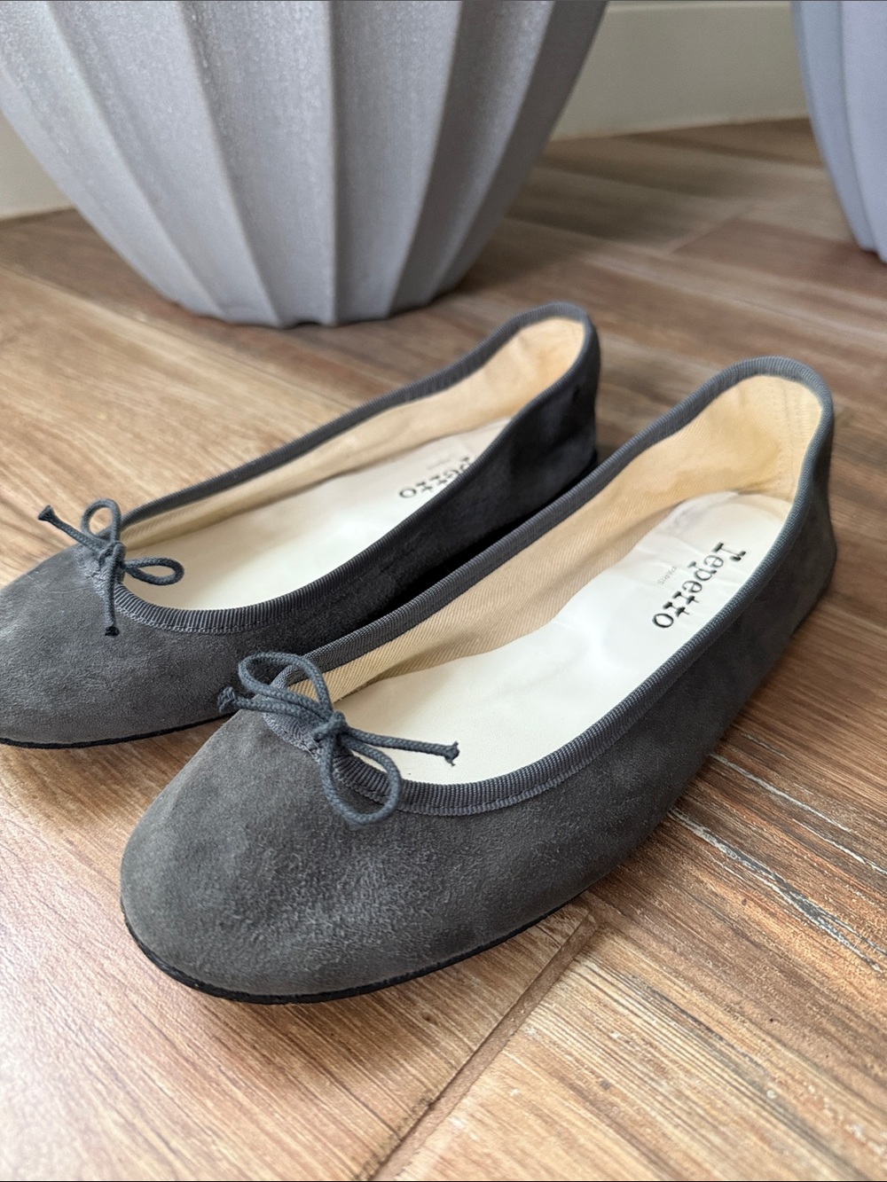 Repetto gray suede ballet flats 40